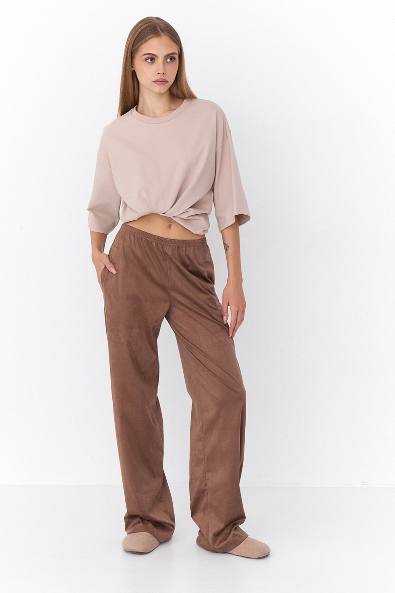 Костюм из экозамши на молнии