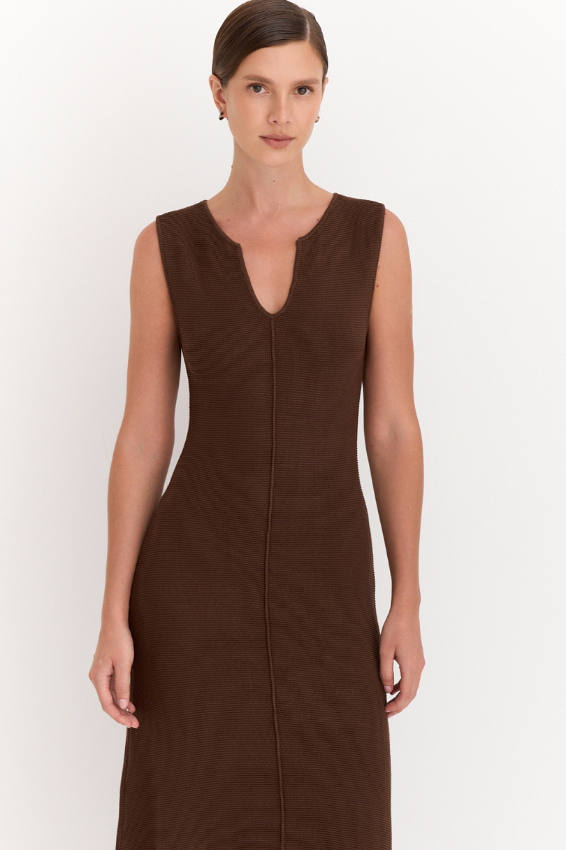 Платье ажурной вязки 