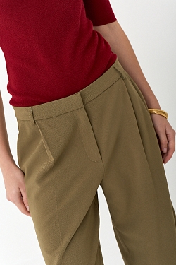 Брюки палаццо в расслабленном стиле 