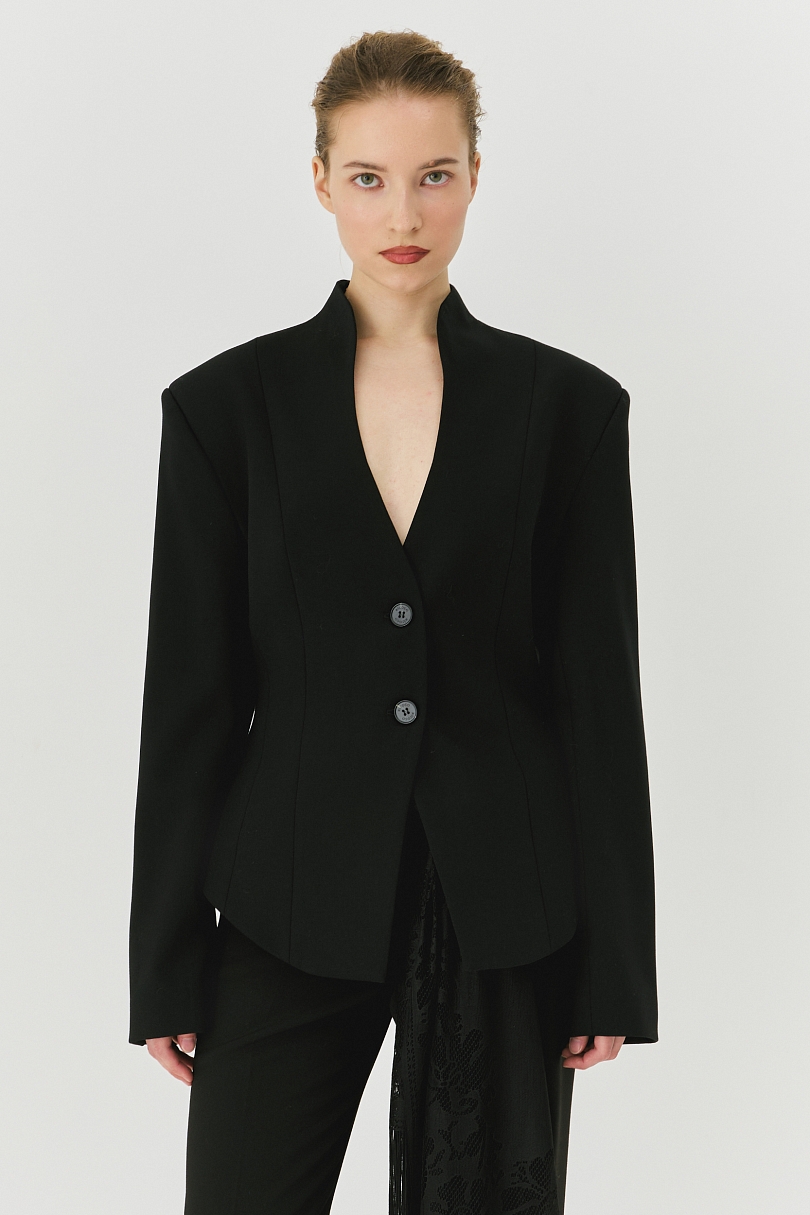 Жакет приталенный с рельефным воротником