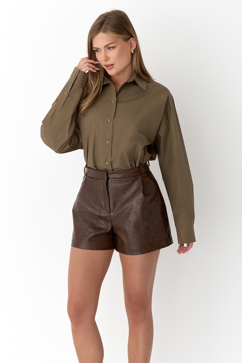 Шорты из состаренной экокожи