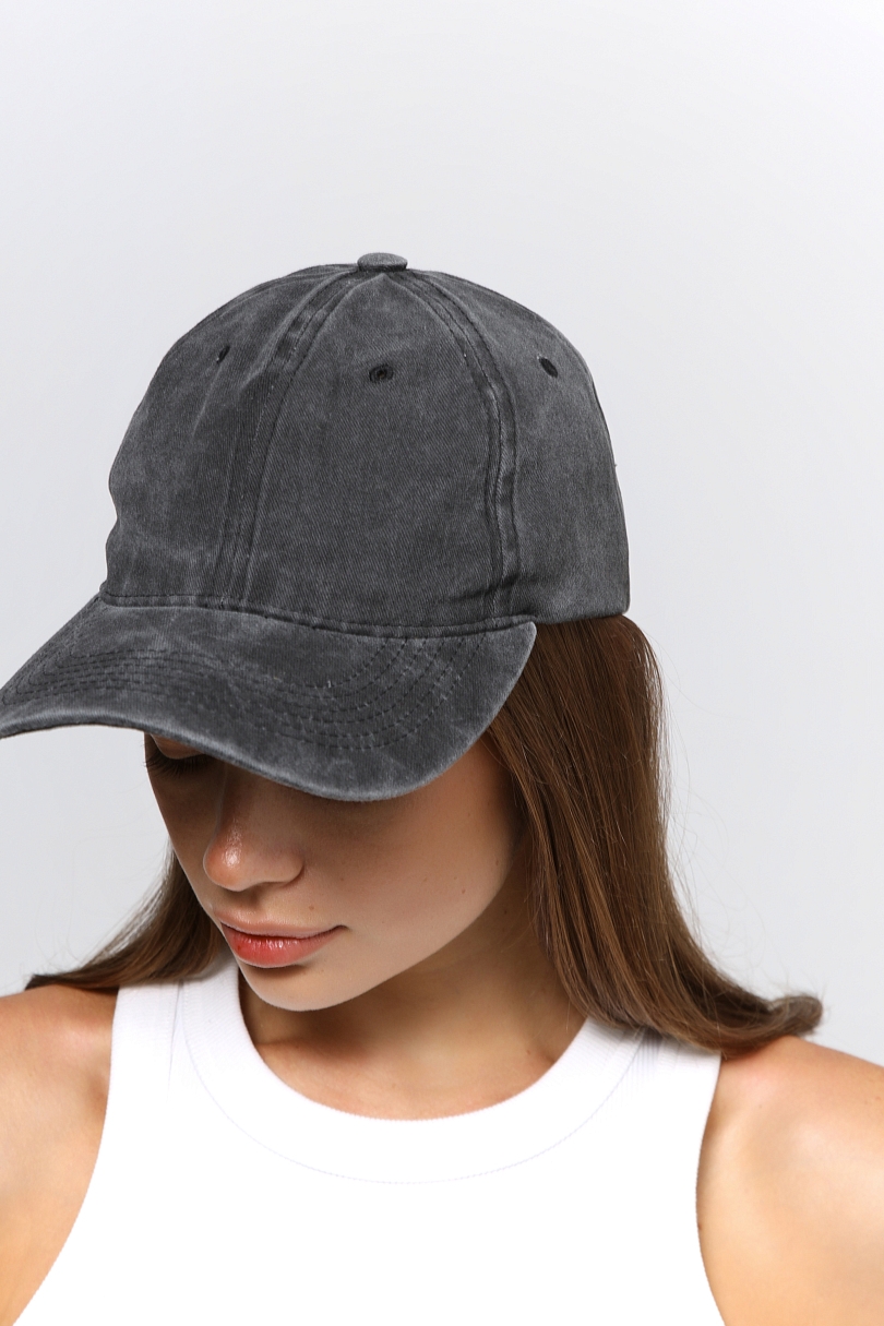 Бейсболка в стиле Vintage