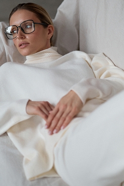 Свитер с шерстью оверсайз