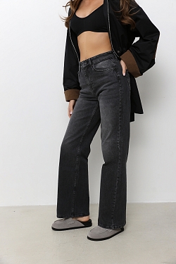 Джинсы прямые с завышенной посадкой
