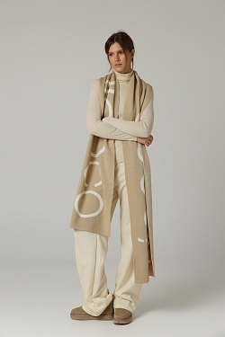 Шарф с лого