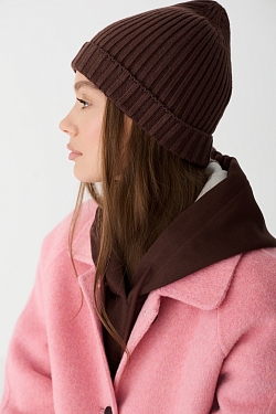 Шапка из вискозы 