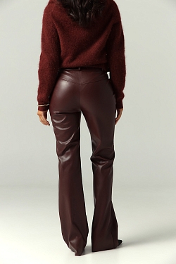 Брюки расклешенные из экокожи