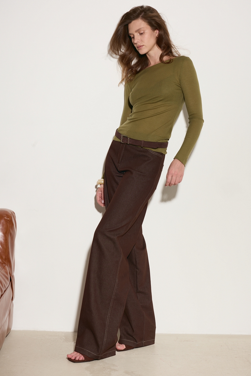 Джинсы из сырого денима