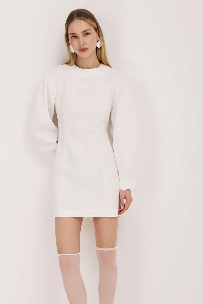 Платье с О-образной линией плеча из мягкого денима