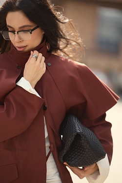 Тренч со съемным кейпом из хлопка с пропиткой