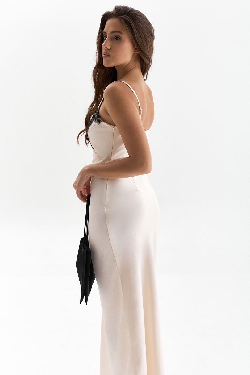 Платье-комбинация с кружевом