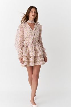 Платье с пышной юбкой с ярусами