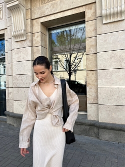 Рубашка изо льна оверсайз