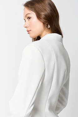 Жакет приталенный с рельефным воротником