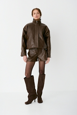 Шорты из состаренной экокожи