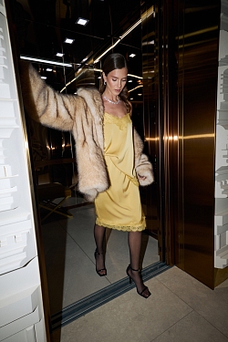 Шуба из экомеха