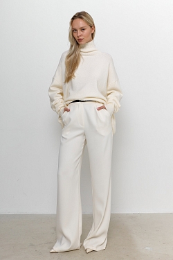 Свитер c горлом oversize