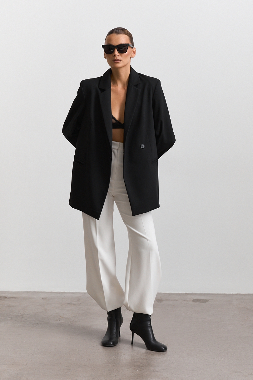 Жакет двубортный со смещенной застежкой