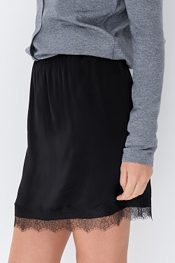 Юбка мини с кружевом