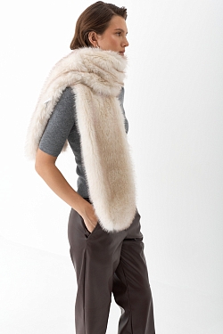 Шарф из экомеха 