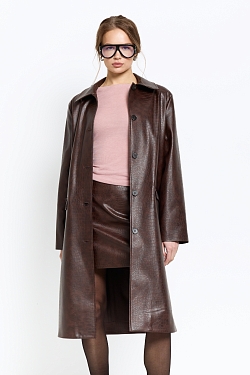 Тренч удлиненный из экокожи с эффектом тиснения