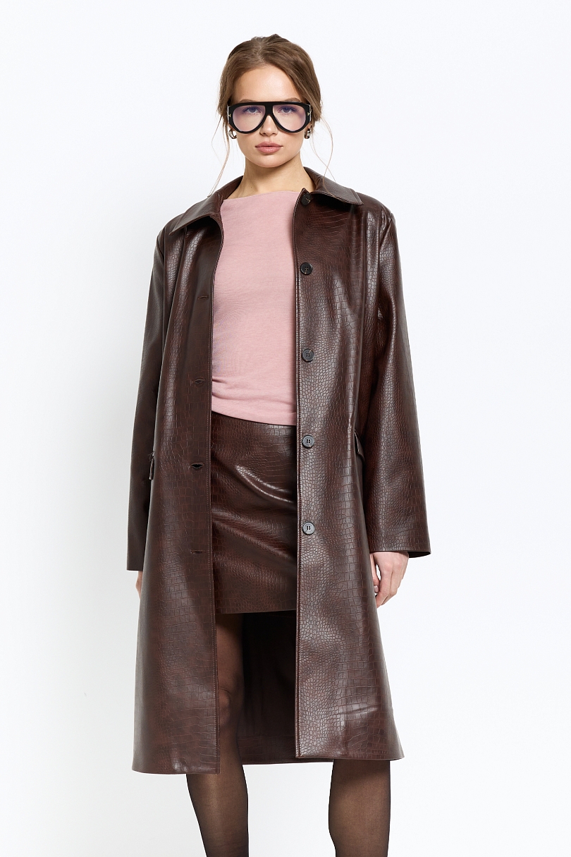 Тренч удлиненный из экокожи с эффектом тиснения