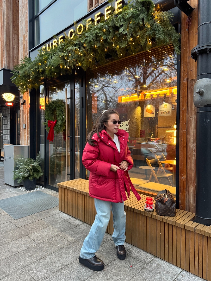 Куртка с наполнителем пуха и пера