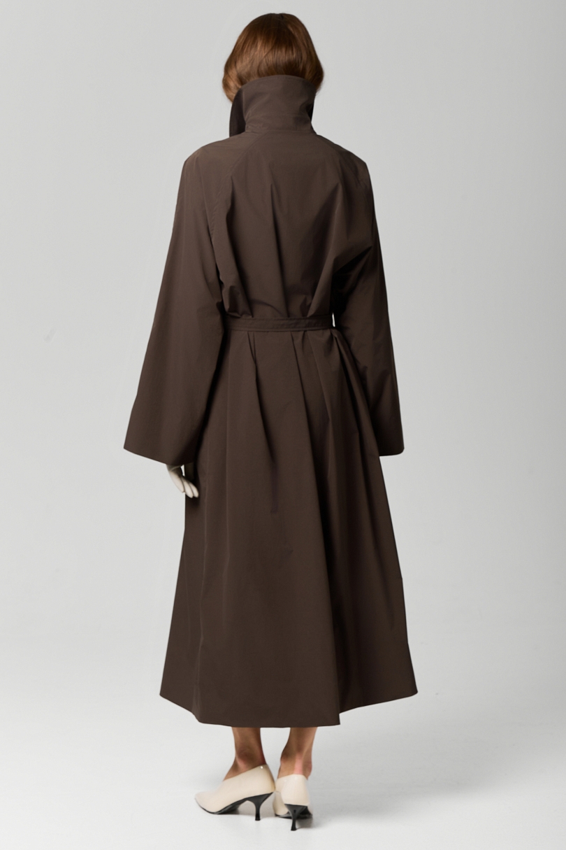 Тренч облегченный из технологичной ткани