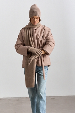 Куртка с цельнокроеным рукавом с поясом