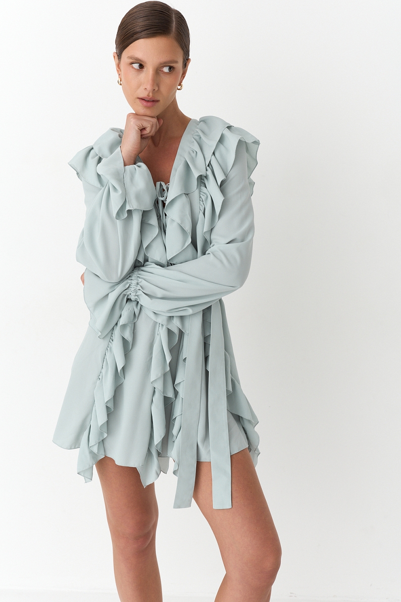 Платье с драпировкой и шнуровкой