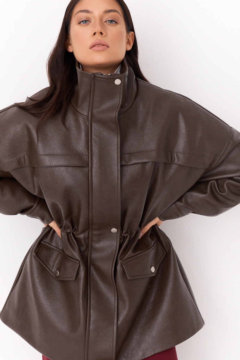 Парка из зернистой экокожи утепленная