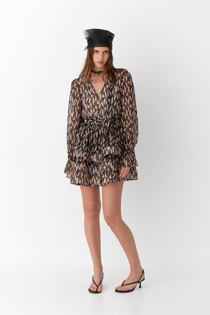 Платье с пышной юбкой с ярусами