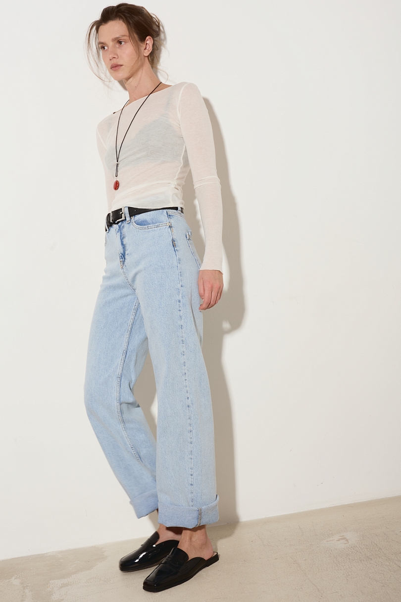 Джинсы прямые с завышенной посадкой