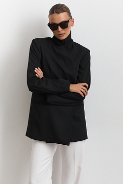 Жакет двубортный со смещенной застежкой