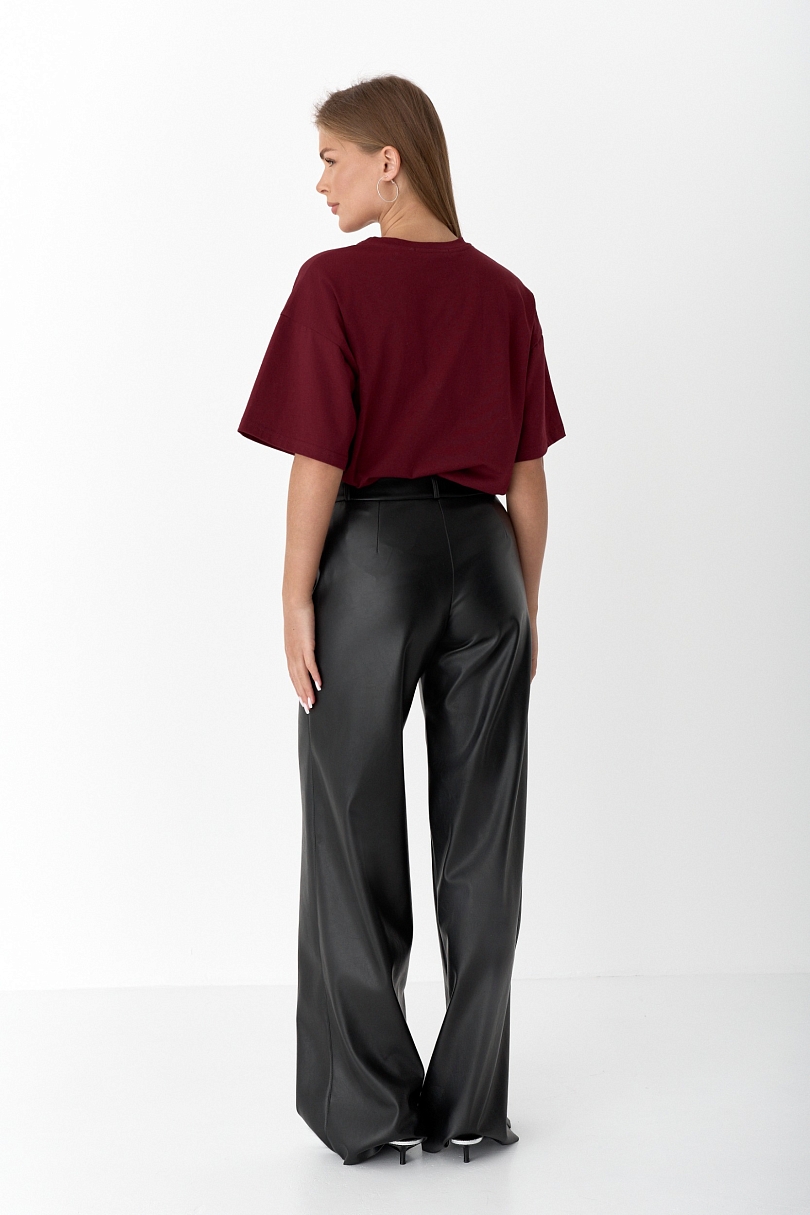 Брюки свободного кроя из экокожи