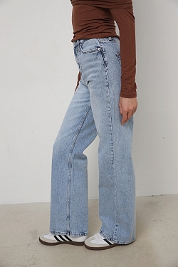 Джинсы прямые с завышенной посадкой