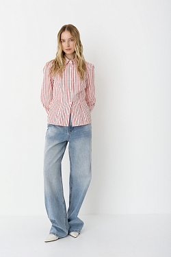 Рубашка приталенного кроя с акцентными манжетами