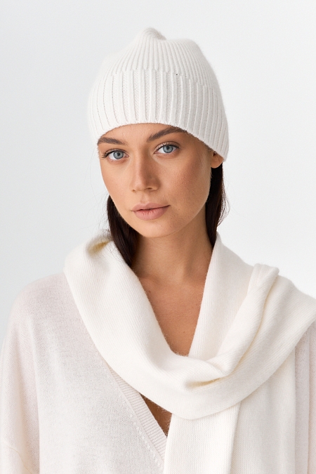 Шапка без отворота базовая