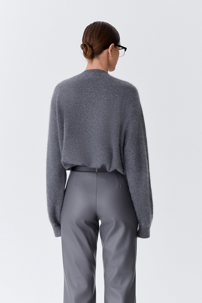 Брюки в расслабленном стиле из экокожи