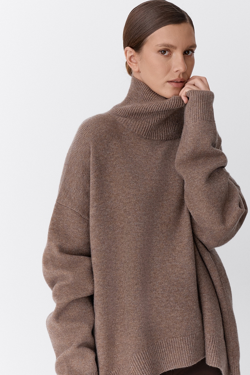 Свитер с шерстью оверсайз