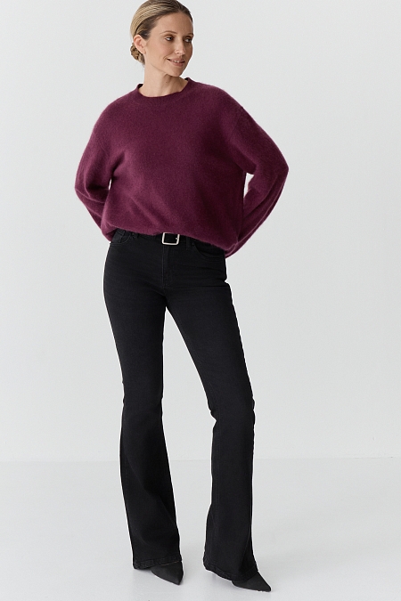 Джинсы расклешенные с лайкрой