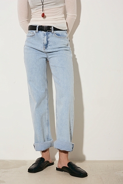 Джинсы прямые с завышенной посадкой