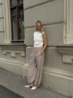 Брюки из облегченной ткани