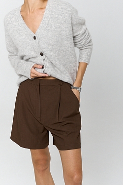 Шорты в полоску