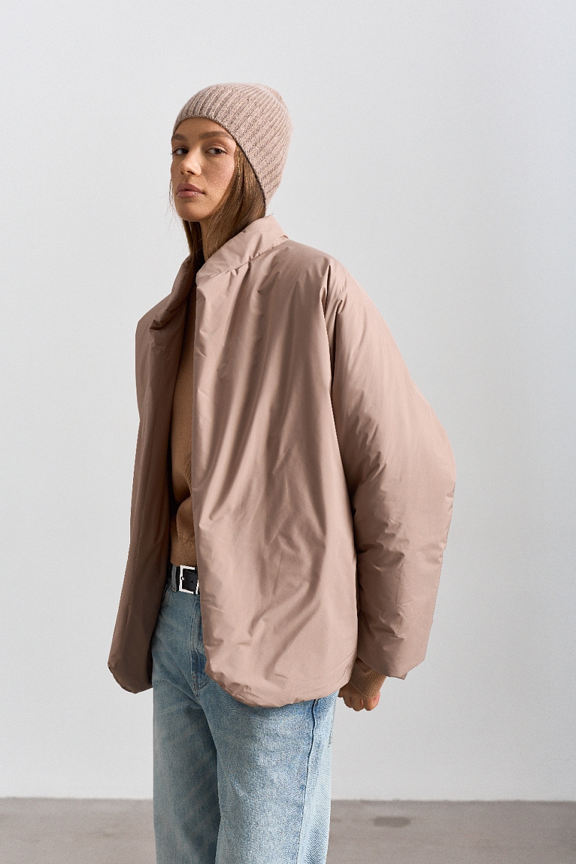 Куртка с цельнокроеным рукавом с поясом