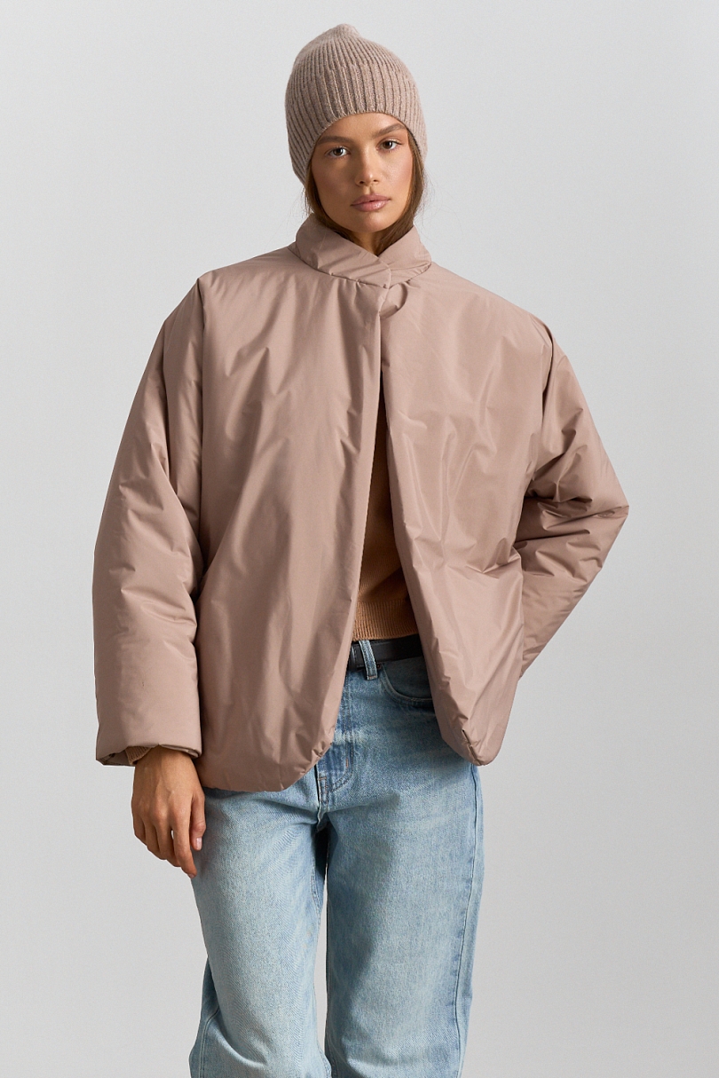 Куртка с цельнокроеным рукавом с поясом