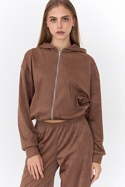 Костюм из экозамши на молнии