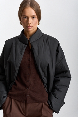 Куртка с цельнокроеным рукавом с поясом